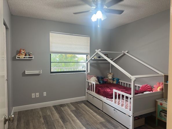 9682 W McNab Rd 9682, Tamarac FL 33321
