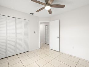 14680 N Beckley Sq, Davie FL 33325