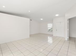 14680 N Beckley Sq, Davie FL 33325