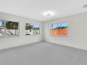 6641 Douglas St, Hollywood FL 33024