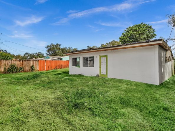 6641 Douglas St, Hollywood FL 33024