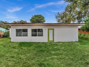 6641 Douglas St, Hollywood FL 33024