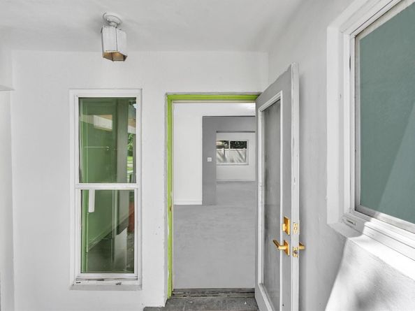 6641 Douglas St, Hollywood FL 33024