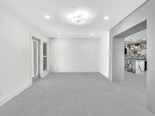 6641 Douglas St, Hollywood FL 33024