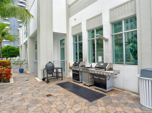 300 S Australian Ave 408, West Palm Beach FL 33401