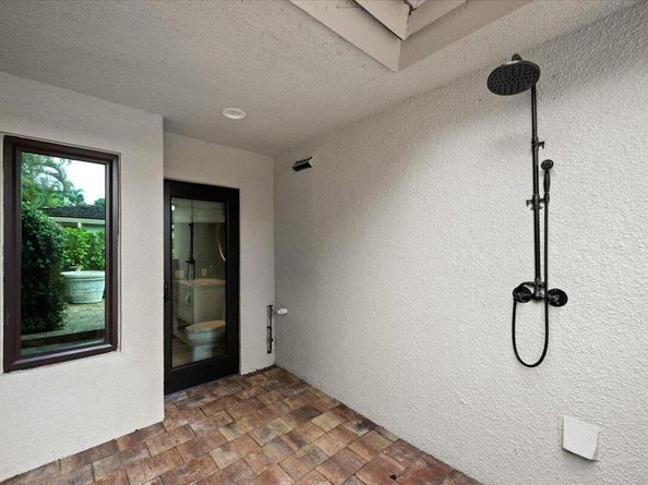 11683 Wimbledon Circle, Wellington FL 33414