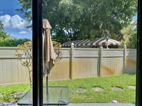 4501 Fountains Drive 106, Lake Worth FL 33467