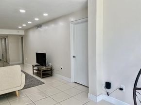 4501 Fountains Drive 106, Lake Worth FL 33467