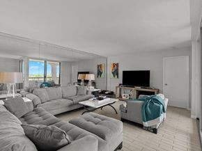 500 Egret Circle 8507, Delray Beach FL 33444