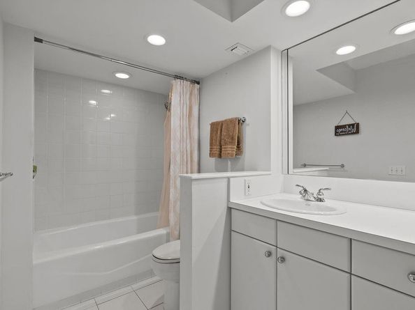 500 Egret Circle 8507, Delray Beach FL 33444