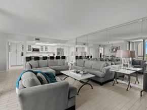 500 Egret Circle 8507, Delray Beach FL 33444