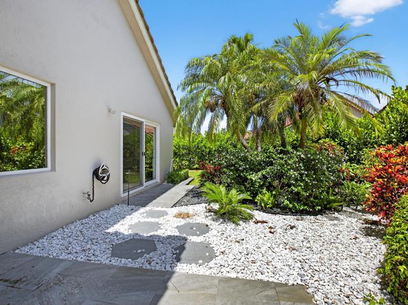 7317 Amber Falls Lane, Boynton Beach FL 33437