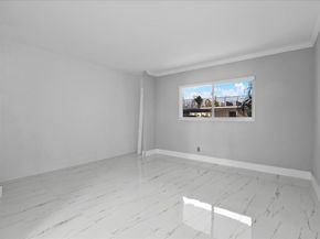 3040 Lake Shore Drive 101, Riviera Beach FL 33404