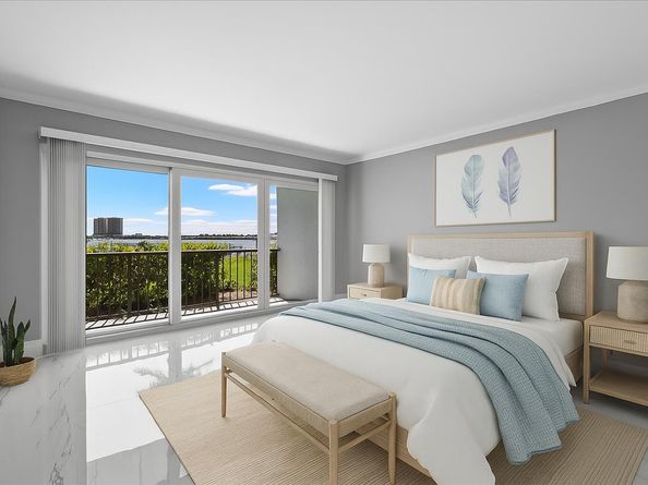 3040 Lake Shore Drive 101, Riviera Beach FL 33404