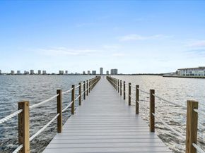 3040 Lake Shore Drive 101, Riviera Beach FL 33404