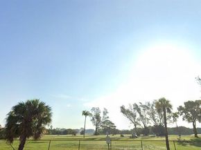 131 N Golfview Road 4, Lake Worth Beach FL 33460