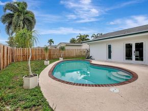 11831 NW 38th Pl, Sunrise FL 33323