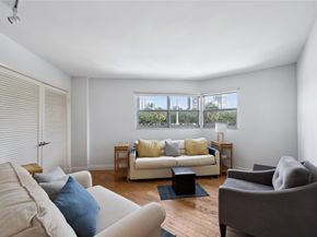 818 SE 4th St 201, Fort Lauderdale FL 33301