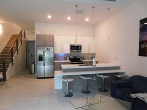 4381 NW 9th St 4381, Plantation FL 33317