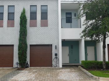 4381 NW 9th St