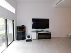 4381 NW 9th St 4381, Plantation FL 33317