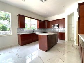19371 SW 30th St, Miramar FL 33029