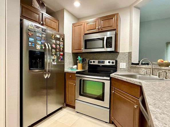 3457 NW 44th St 205, Lauderdale Lakes FL 33309