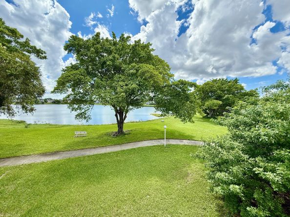 3457 NW 44th St 205, Lauderdale Lakes FL 33309