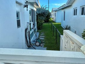 320 S Golf Blvd, Pompano Beach FL 33064