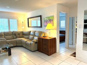 320 S Golf Blvd, Pompano Beach FL 33064