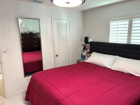 320 S Golf Blvd, Pompano Beach FL 33064
