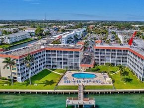 100 Paradise Harbour 502 Boulevard 502, North Palm Beach FL 33408