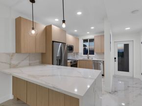 100 Paradise Harbour 502 Boulevard 502, North Palm Beach FL 33408