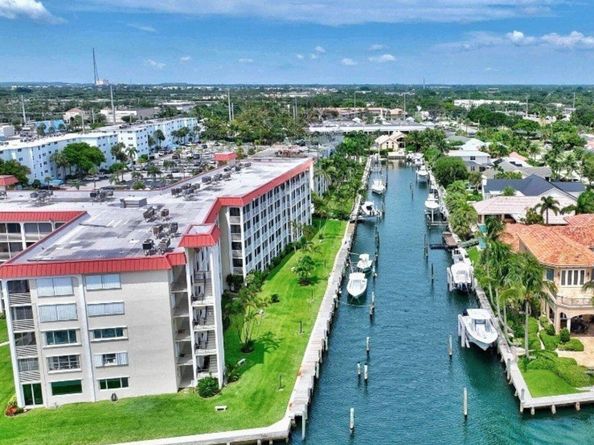 100 Paradise Harbour 502 Boulevard 502, North Palm Beach FL 33408