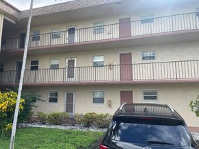 705 Lori Drive 206, Palm Springs FL 33461