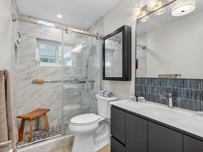540 NW 38th St, Oakland Park FL 33309