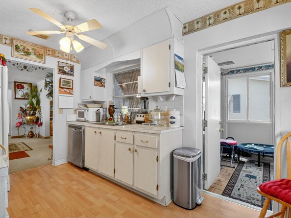 Undisclosed Address #FX-10524000, Boynton Beach FL 33426