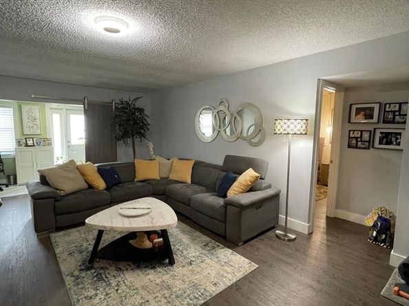 2320 SW 81st Ter 4, Pompano Beach FL 33068