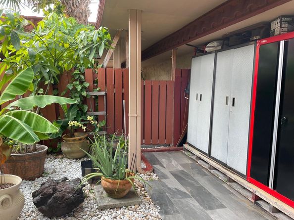 2320 SW 81st Ter 4, Pompano Beach FL 33068
