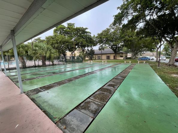 2320 SW 81st Ter 4, Pompano Beach FL 33068