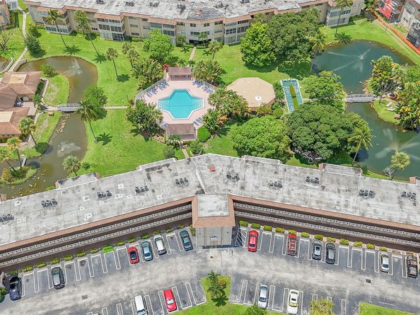 5071 W Oakland Park Blvd 204, Lauderdale Lakes FL 33313