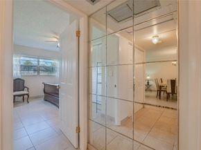 5071 W Oakland Park Blvd 204, Lauderdale Lakes FL 33313