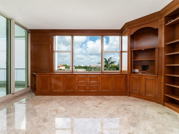 550 SE 5th Avenue 606s, Boca Raton FL 33432