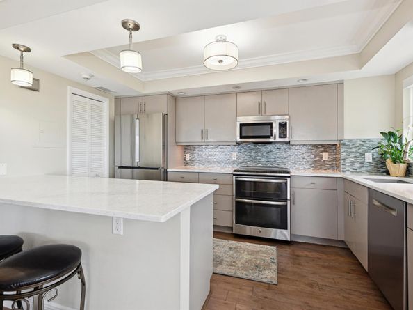 555 SE 6th Avenue 7h, Delray Beach FL 33483