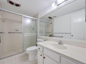 50 East Road 3c, Delray Beach FL 33483