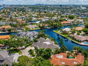 11 Bay Colony Lane, Fort Lauderdale FL 33308