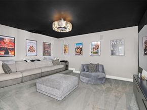 11 Bay Colony Lane, Fort Lauderdale FL 33308