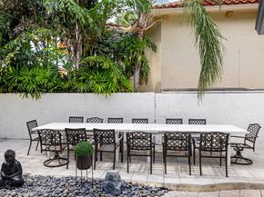 11 Bay Colony Lane, Fort Lauderdale FL 33308
