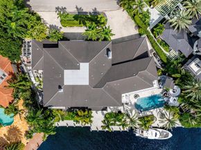 11 Bay Colony Lane, Fort Lauderdale FL 33308