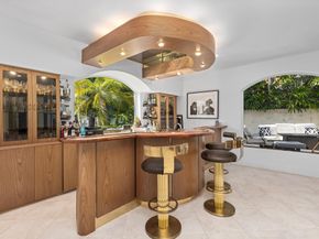 11 Bay Colony Lane, Fort Lauderdale FL 33308